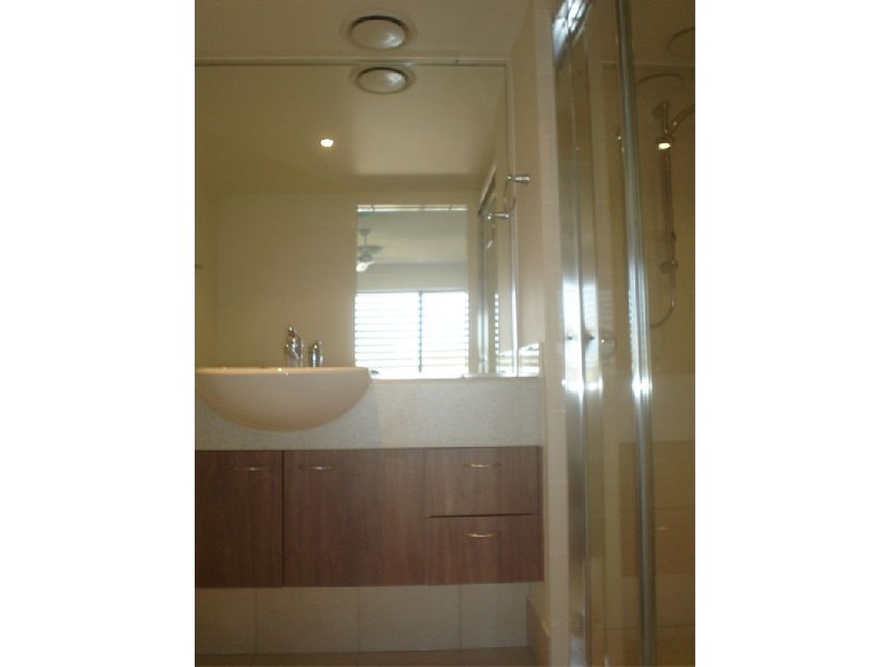 5/38  Johnston St, Southport QLD 4215