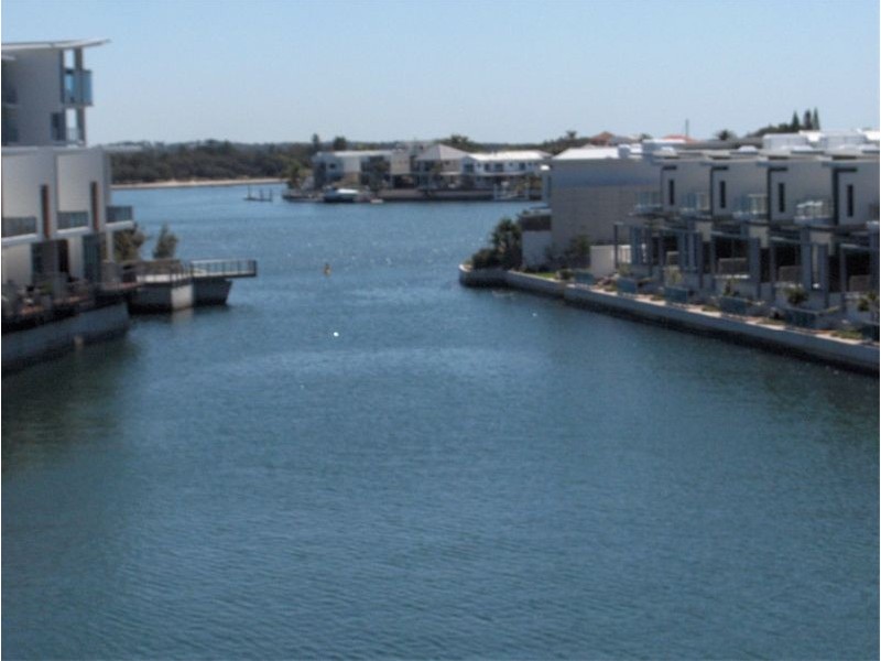 7301  Ephraim Island, Paradise Point QLD 4216