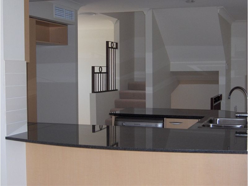 8864  Magnolia Drive East, Hope Island QLD 4212