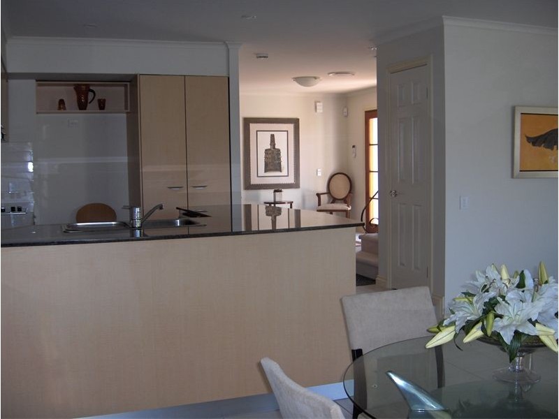 8851  Magnolia Drive East, Hope Island QLD 4212