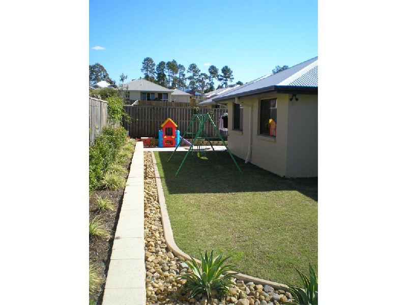 4 Sailaway Court, Coomera QLD 4209