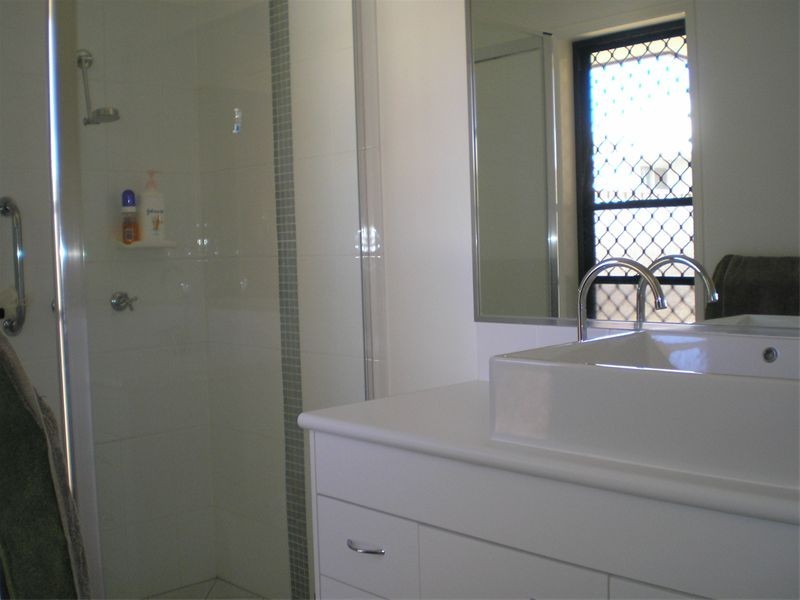 4 Sailaway Court, Coomera QLD 4209