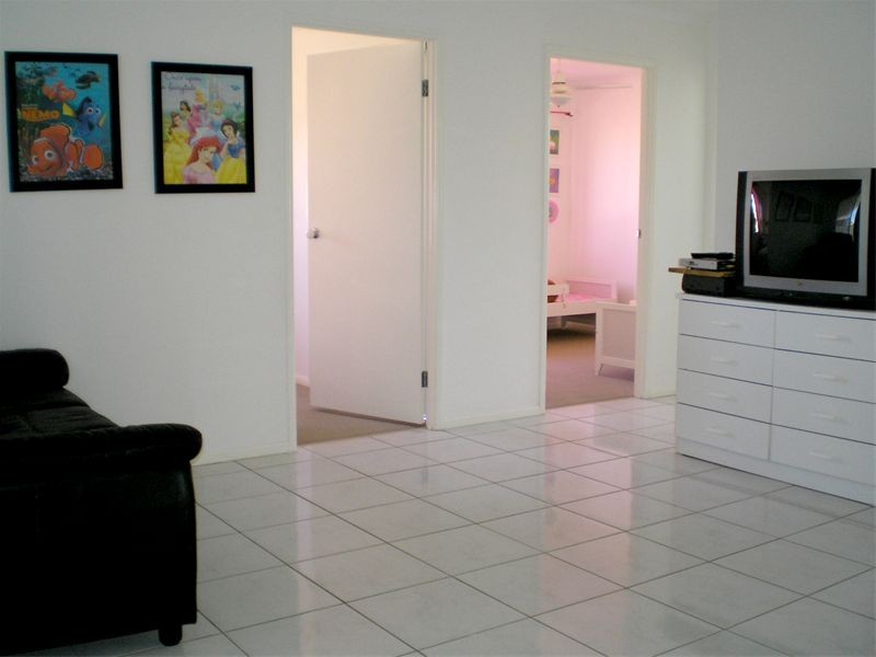 4 Sailaway Court, Coomera QLD 4209