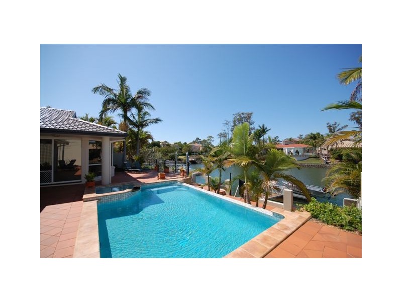 7306 Bayside Close, Sanctuary Cove QLD 4212
