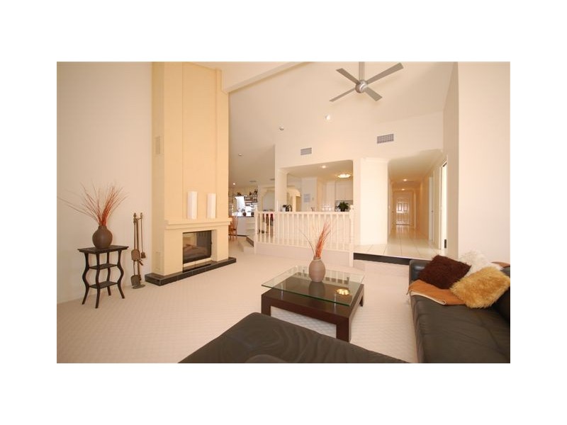 7306 Bayside Close, Sanctuary Cove QLD 4212