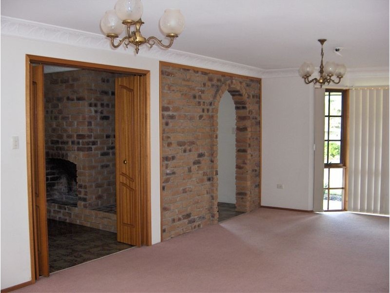 24  California Drive, Oxenford QLD 4210