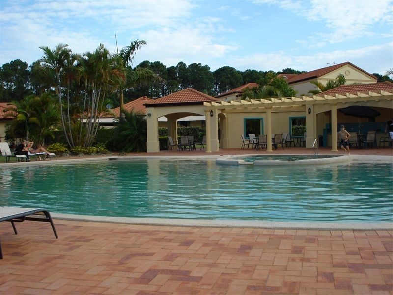 Hope Island QLD 4212