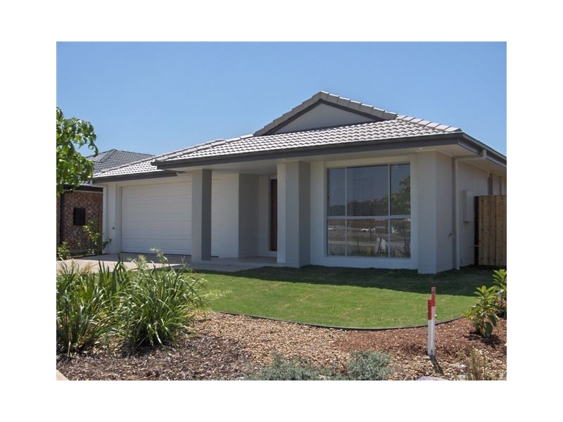 18 Aviation Street, Upper Coomera QLD 4209