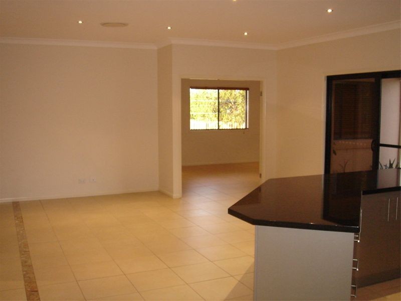 1  Ragamuffin Drive West, Coomera QLD 4209