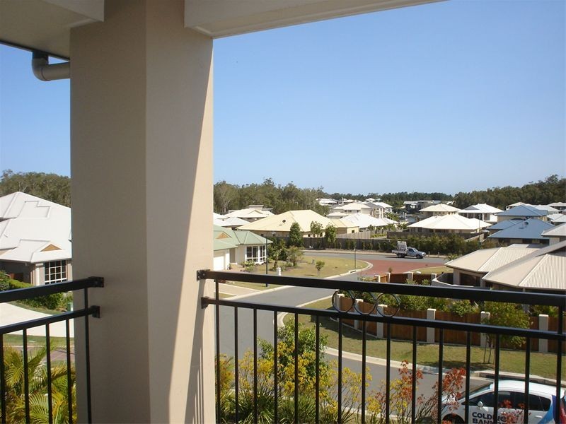 38   Pathfinder Road, Coomera QLD 4209