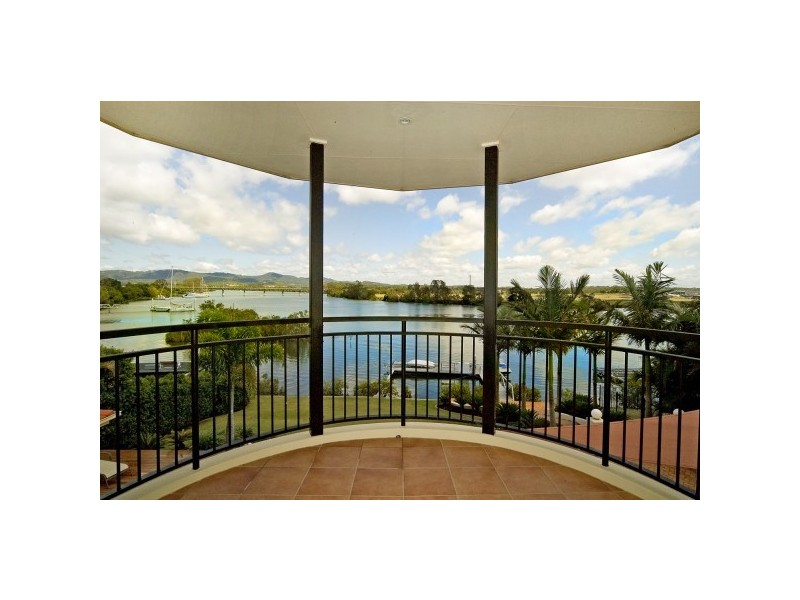 3136   Riverleigh Drive, Hope Island QLD 4212