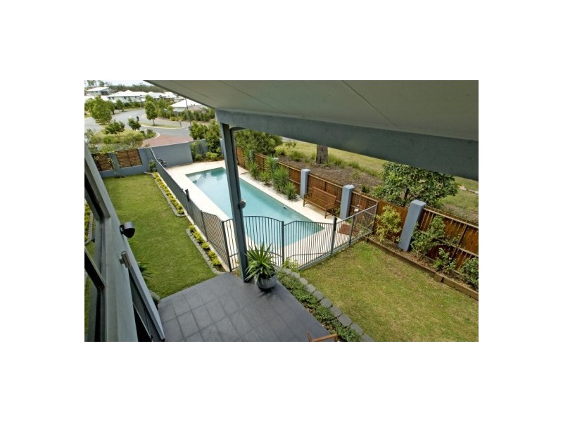 2 Pathfinder Road, Coomera QLD 4209