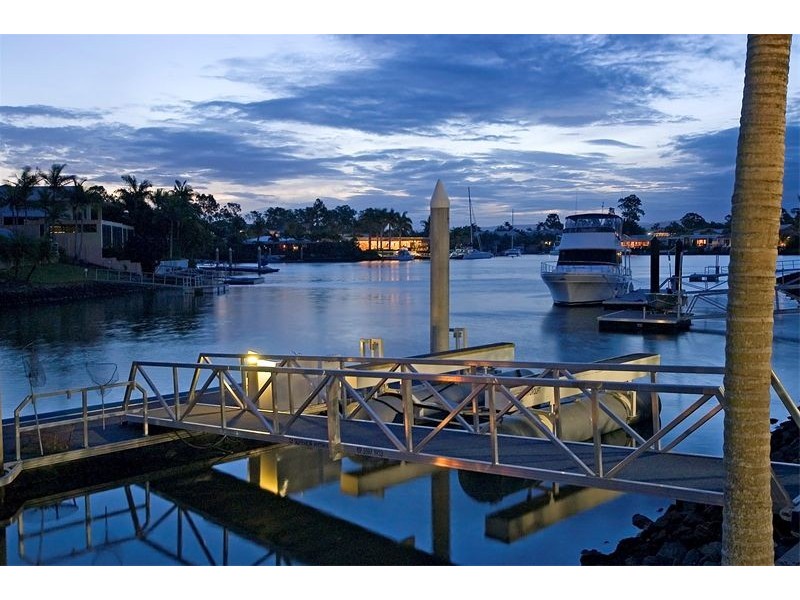 7302 Bayside Close, Sanctuary Cove QLD 4212