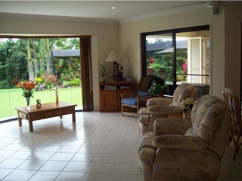 52  Riverdowns Crescent, Helensvale QLD 4212