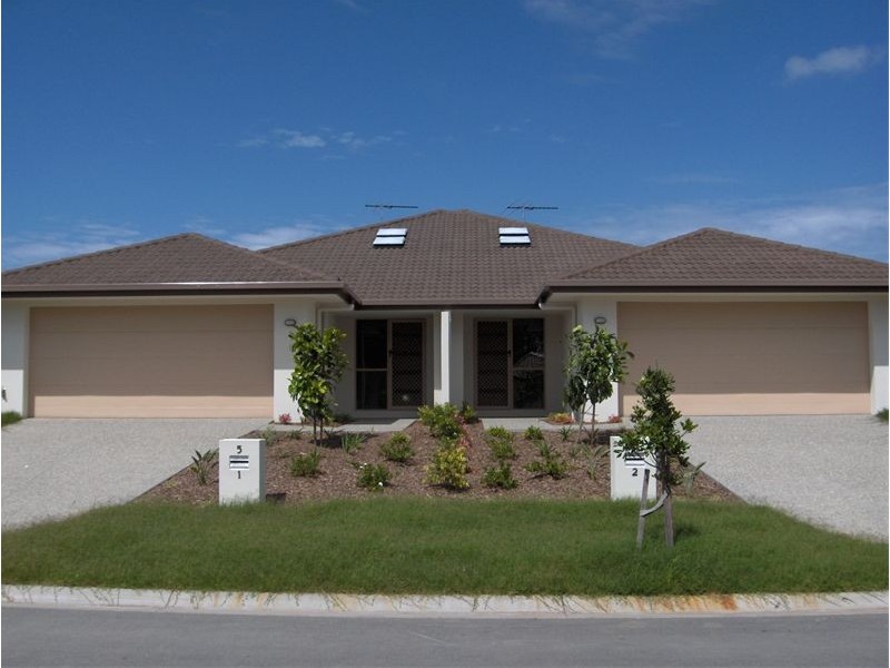 2/5  Benson Court, Ormeau QLD 4208