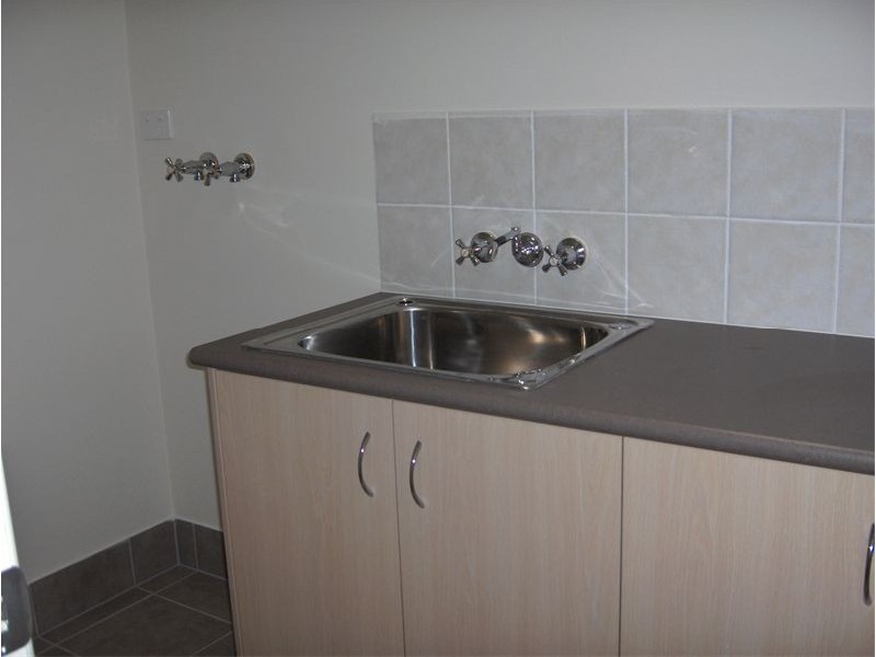 2/5  Benson Court, Ormeau QLD 4208