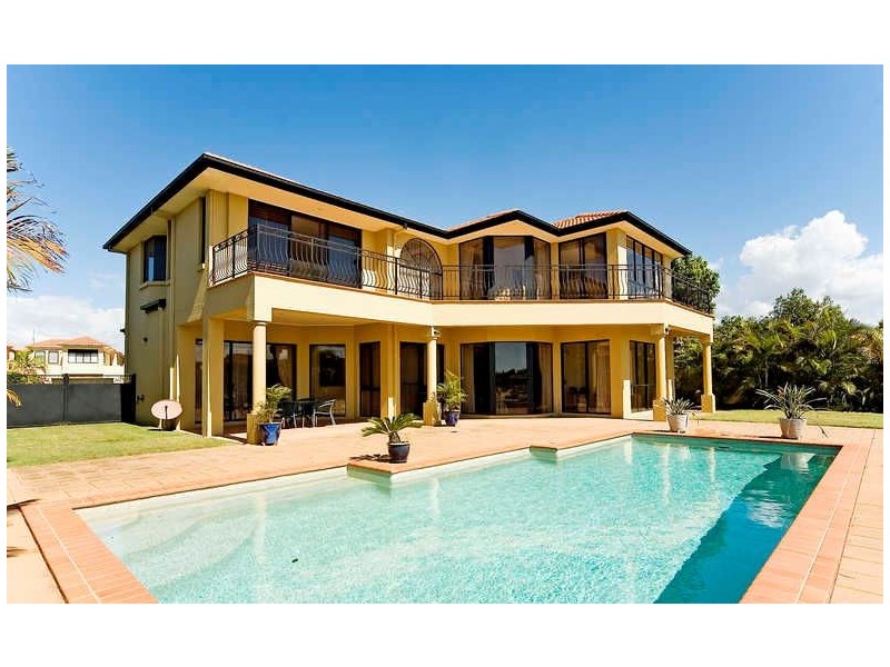 1057  Rosebank Way, Hope Island QLD 4212