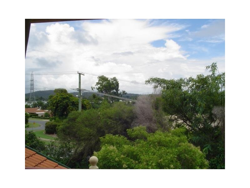 2/61  Paddington Drive, Carrara QLD 4211