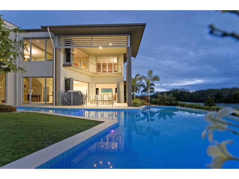 1628  Rosebank Way, Hope Island QLD 4212