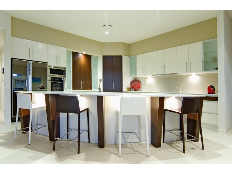 1628  Rosebank Way, Hope Island QLD 4212