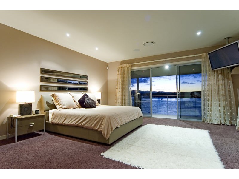 1628  Rosebank Way, Hope Island QLD 4212