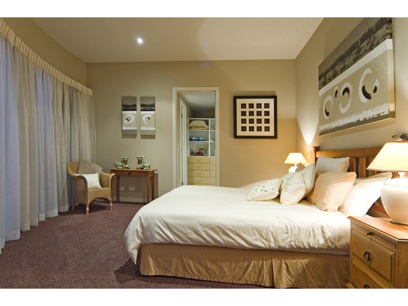 1628  Rosebank Way, Hope Island QLD 4212