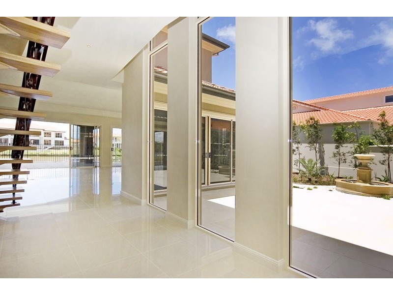 3112  Riverleigh Drive, Hope Island QLD 4212