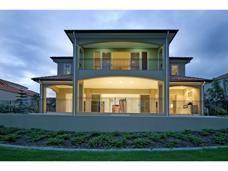 3112  Riverleigh Drive, Hope Island QLD 4212