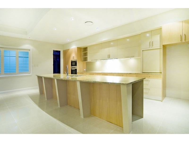 3112  Riverleigh Drive, Hope Island QLD 4212