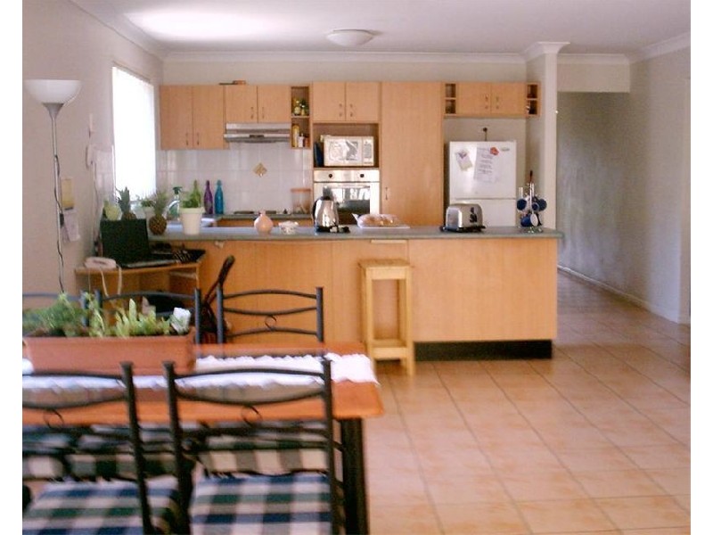 8  Daniells Court, Ormeau QLD 4208