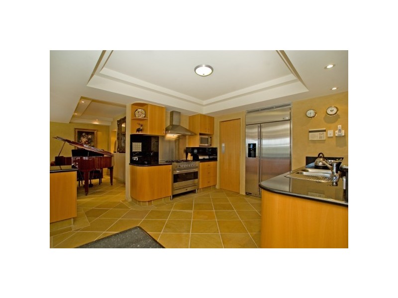 9  Van Diemen Place, Hollywell QLD 4216