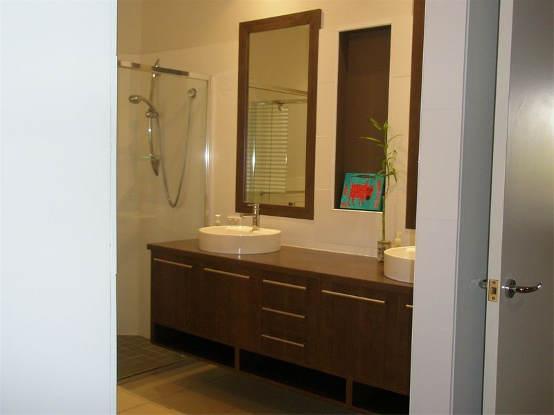 2  Beau Geste Pl, Coomera QLD 4209