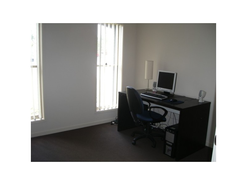 9  Codrington Cct, Pacific Pines QLD 4211