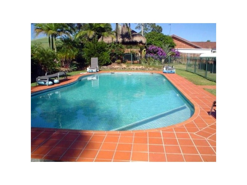 10 California Drive, Oxenford QLD 4210