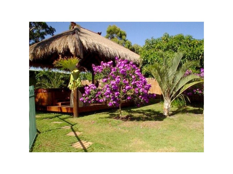 10 California Drive, Oxenford QLD 4210