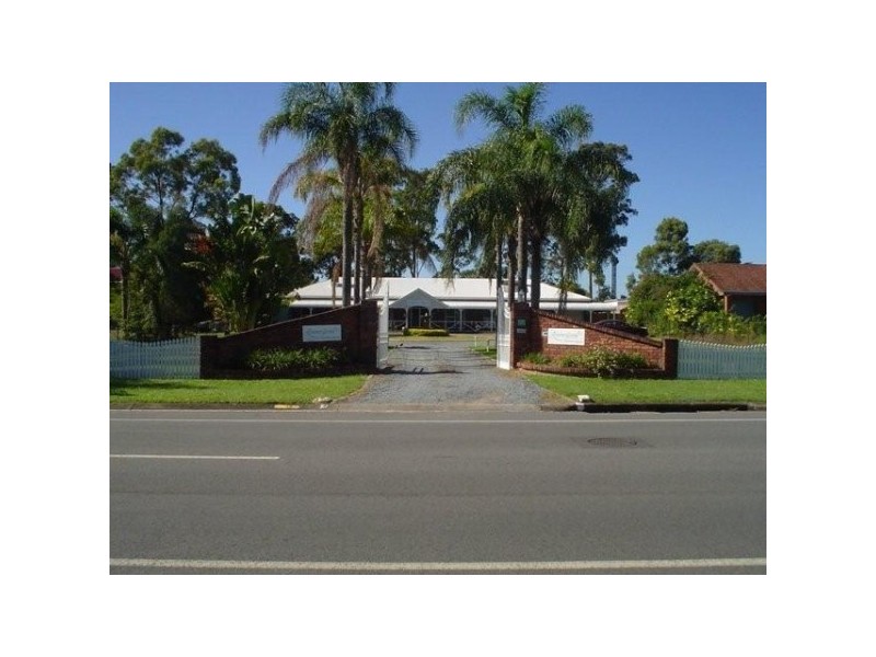 10 California Drive, Oxenford QLD 4210