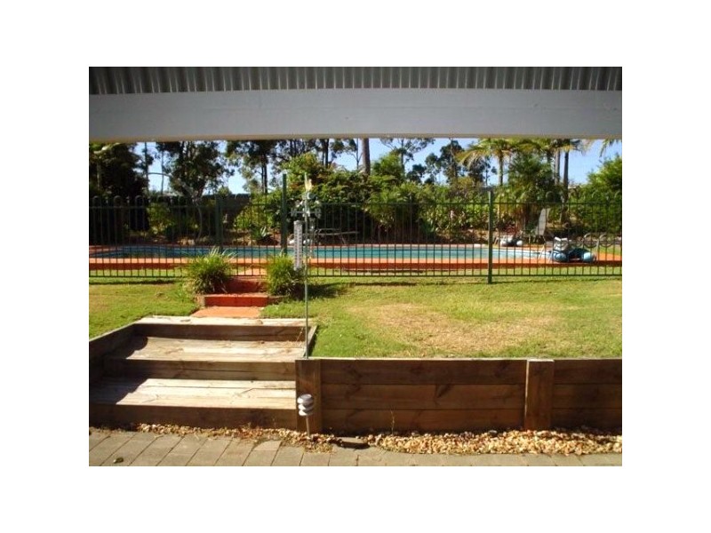 10 California Drive, Oxenford QLD 4210