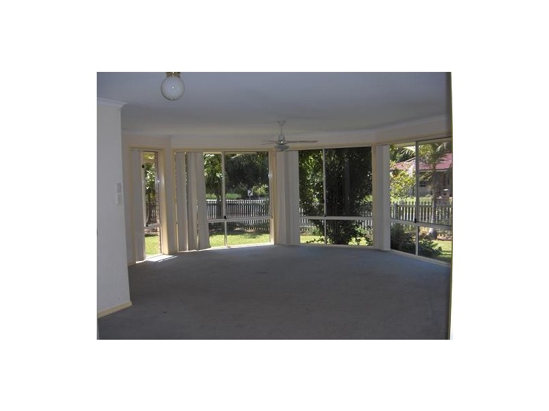 4 Graywillow Blvd, Oxenford QLD 4210