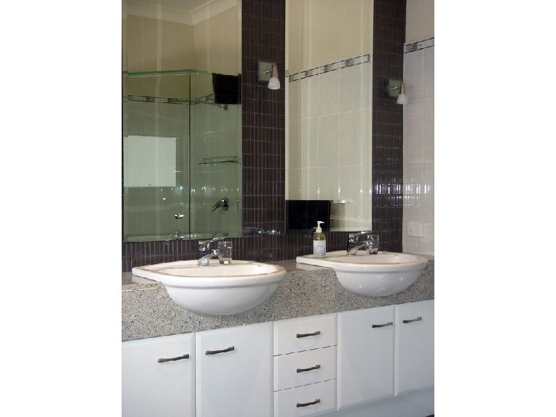 6  Kurrewa Lane, Coomera QLD 4209