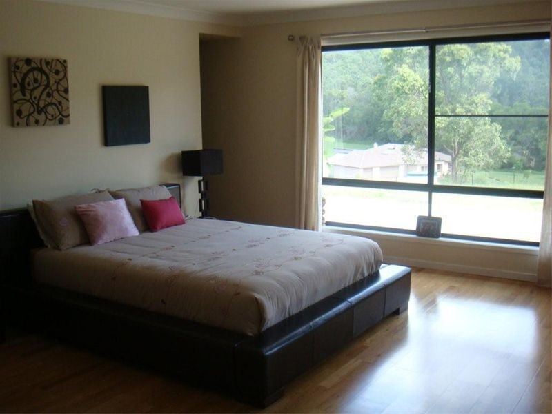 2  Lookout Place, Mount Nathan QLD 4211
