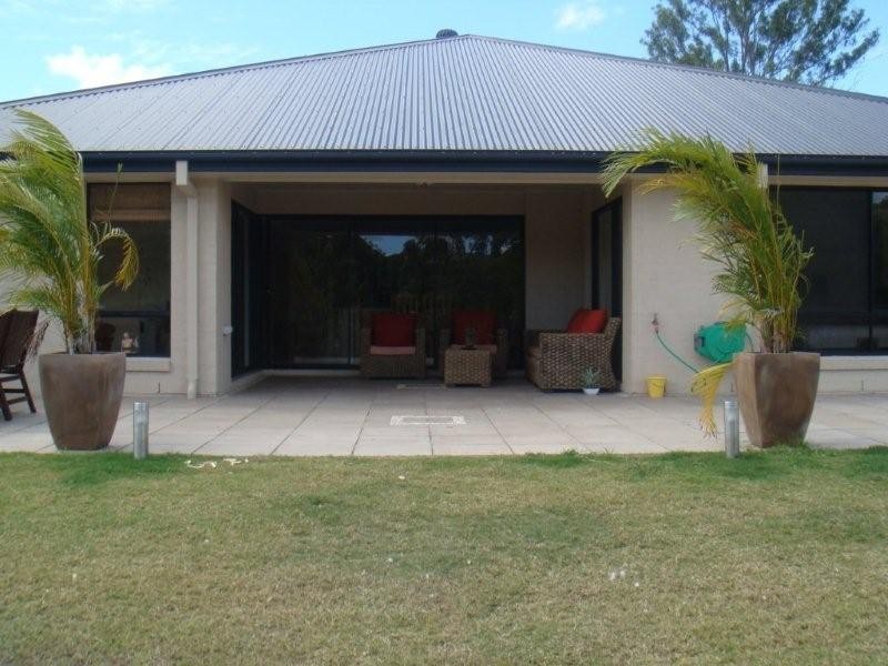 2  Lookout Place, Mount Nathan QLD 4211