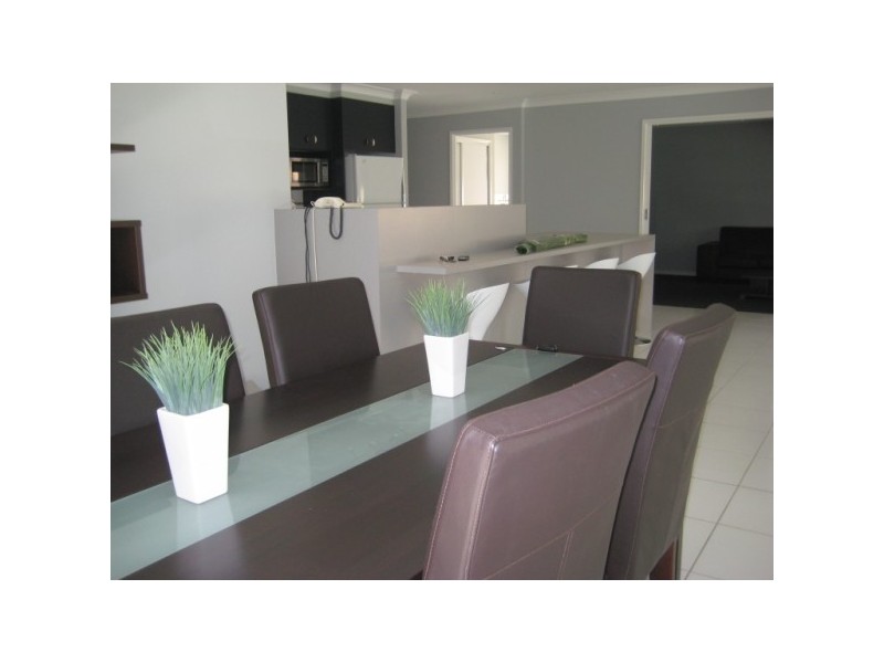 9  Riverlinks Blvd, Riverlinks, Hope Island QLD 4212