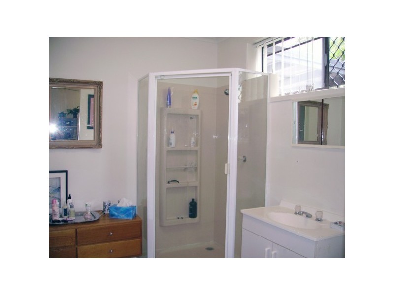 65  Surf Street, Mermaid Waters QLD 4218