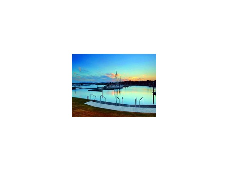 1713 Rialto Quay Drive, Hope Island QLD 4212