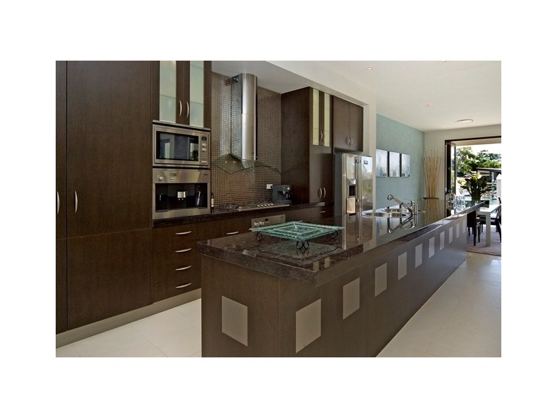 8009 Key Waters, Sanctuary Cove QLD 4212