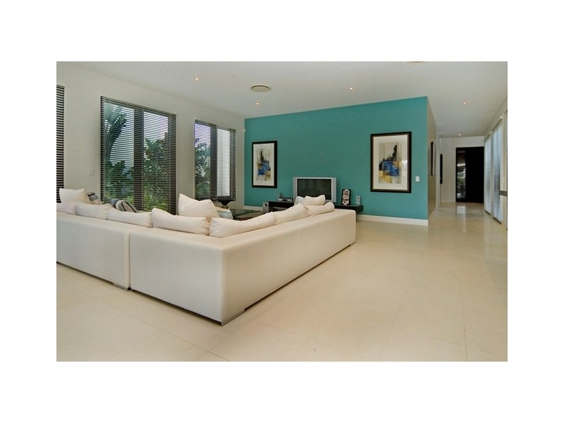 8009 Key Waters, Sanctuary Cove QLD 4212