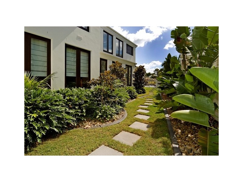 8009 Key Waters, Sanctuary Cove QLD 4212