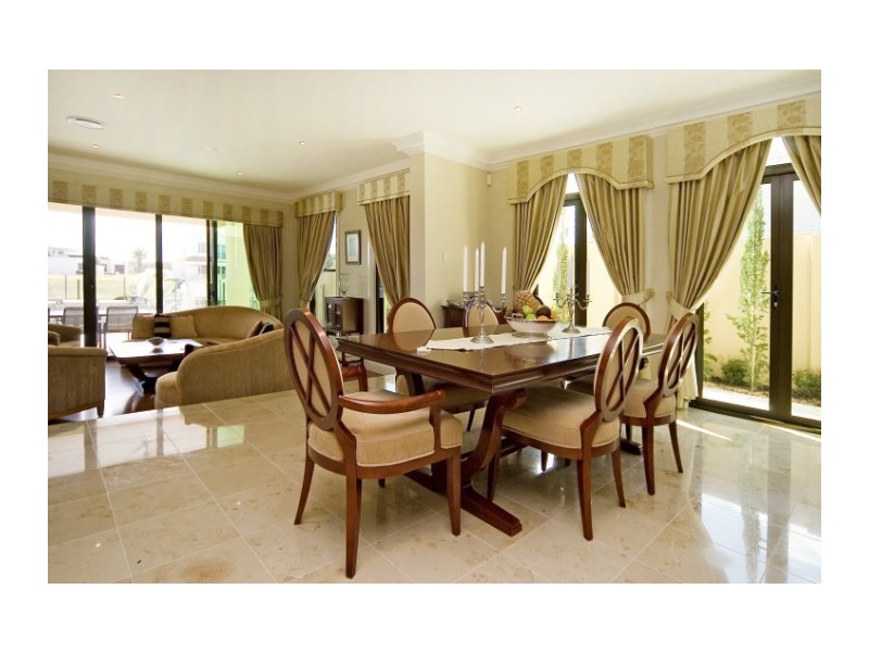 8072  Riverside Drive, Sanctuary Cove QLD 4212