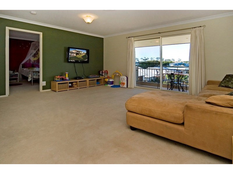 12  Pathfinder Rd, Coomera QLD 4209