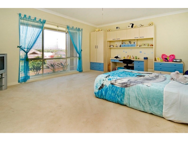 12  Pathfinder Rd, Coomera QLD 4209